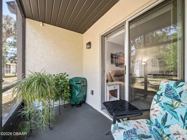 420 Banana Cay Dr Apt A, South Daytona, FL 32119
