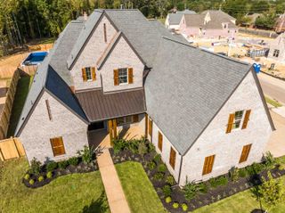 237 BECKHAM DR, Collierville, TN 38017