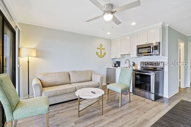 23 S Forest Beach Dr Apt 328, Hilton Head Island, SC 29928