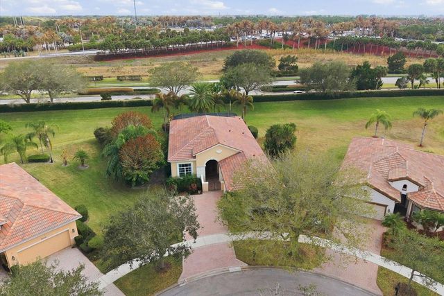 9301 SW Nuova Way, Port St. Lucie, Port St Lucie, FL 34986