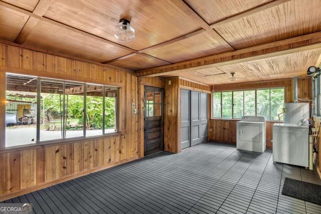 889 Milam Circle, Clarkston, GA 30021