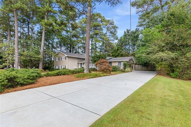 4953 Vermack Road, Dunwoody, GA 30338
