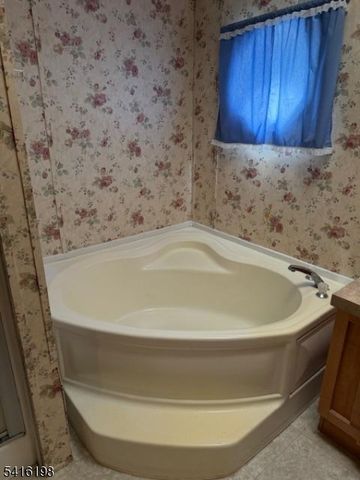 102 New Street, Oxford Twp., NJ 07863