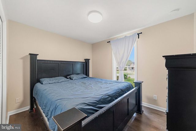 590 SUNHAVEN DR, Clayton, NJ 08312