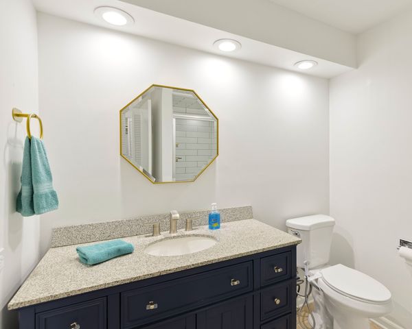 5501 Lincoln Avenue 404, Morton Grove, IL 60053