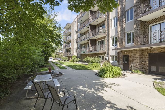 5501 Lincoln Avenue 404, Morton Grove, IL 60053