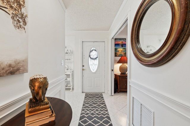 5010 Privet Place 101, Delray Beach, FL 33484