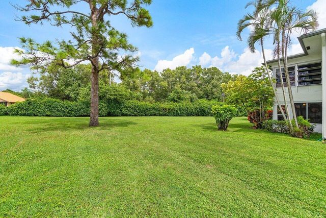 5010 Privet Place 101, Delray Beach, FL 33484