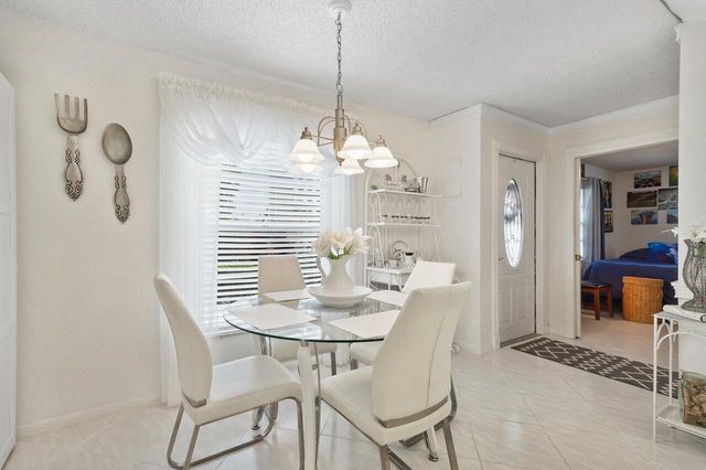 5010 Privet Place 101, Delray Beach, FL 33484