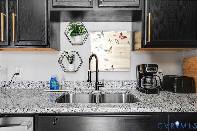 1411 Winchell St, Richmond, VA 23231