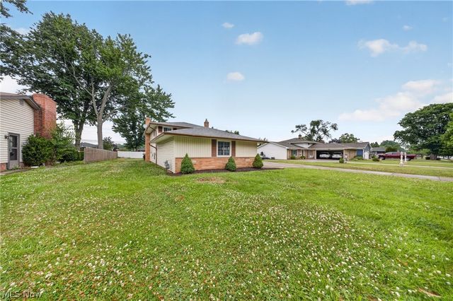 13986 Cherokee Trail, Middleburg Heights, OH 44130
