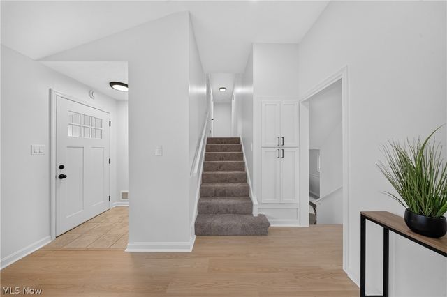 13986 Cherokee Trail, Middleburg Heights, OH 44130