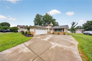 13986 Cherokee Trail, Middleburg Heights, OH 44130