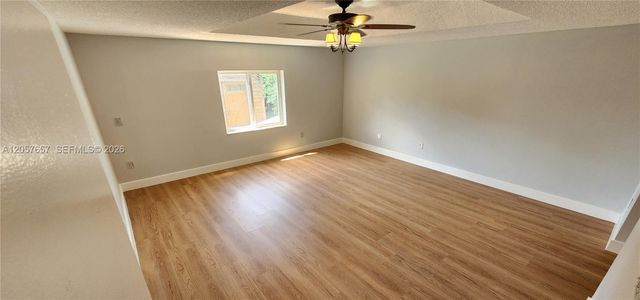 14249 SW 90th Ter, Miami, FL 33186