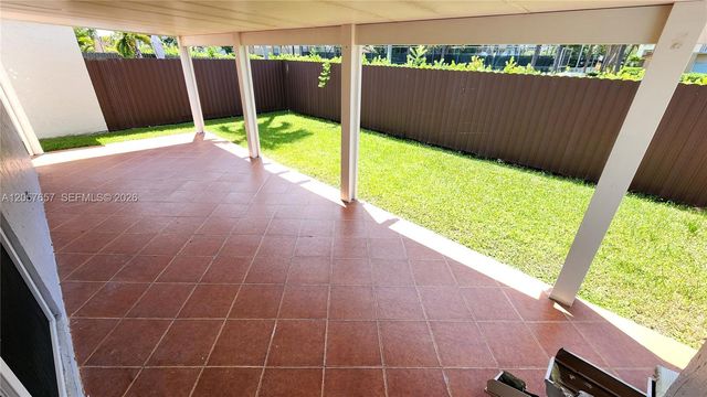 14249 SW 90th Ter, Miami, FL 33186