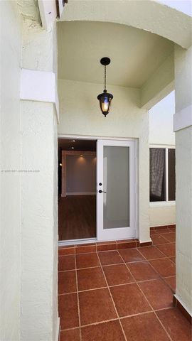 14249 SW 90th Ter, Miami, FL 33186