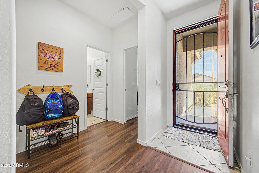18146 W ROBIN Lane, Surprise, AZ 85387 — photo 4