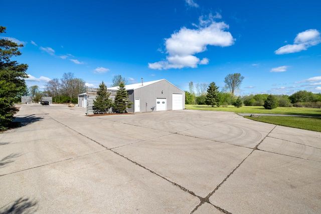 W240S4901 Highway 164, Waukesha, WI 53189