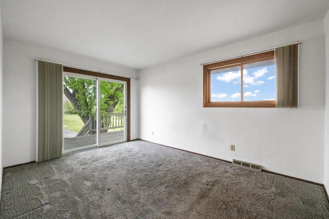 W240S4901 Highway 164, Waukesha, WI 53189