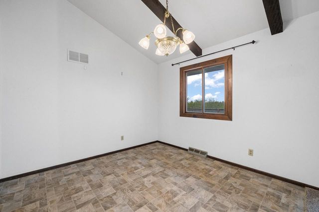 W240S4901 Highway 164, Waukesha, WI 53189