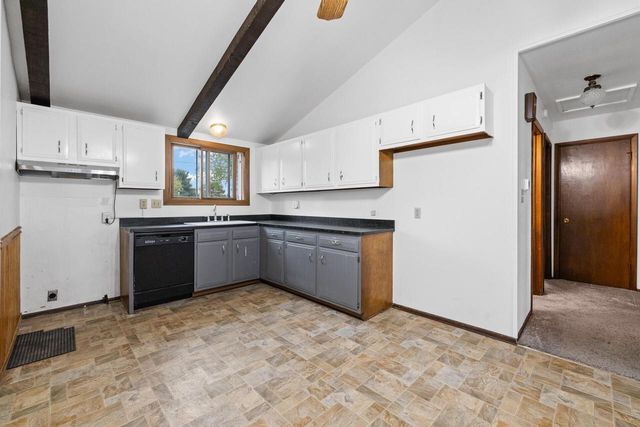 W240S4901 Highway 164, Waukesha, WI 53189
