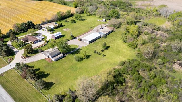 W240S4901 Highway 164, Waukesha, WI 53189
