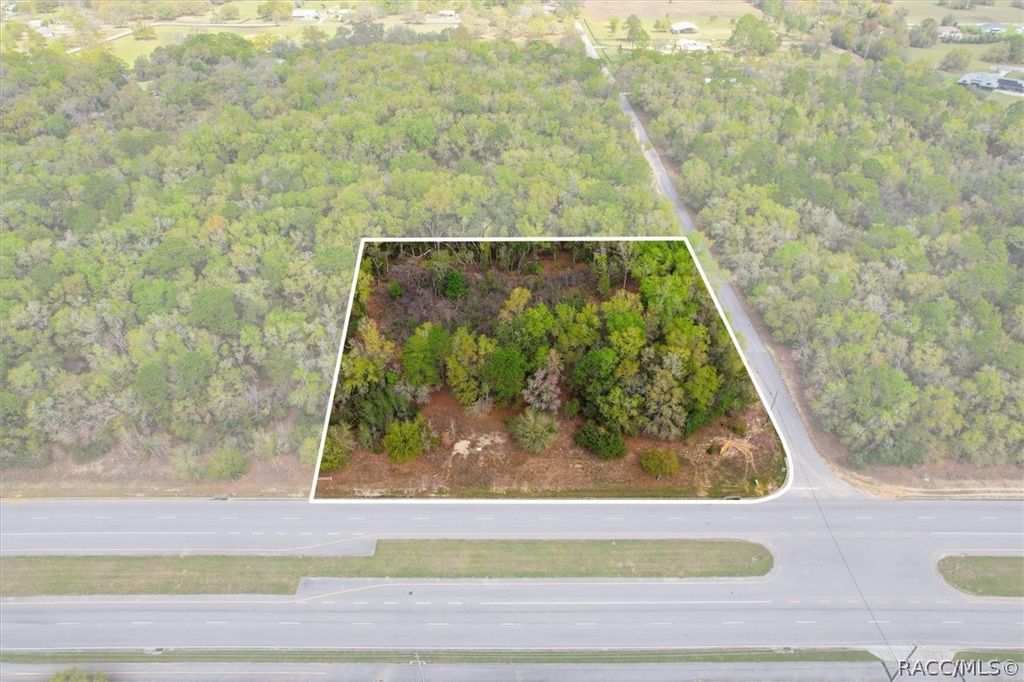 161 W Norvell Bryant Highway, Hernando, FL 34442