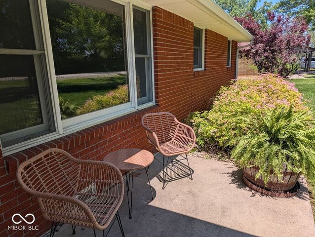 8091 S 100 E, Pendleton, IN 46064