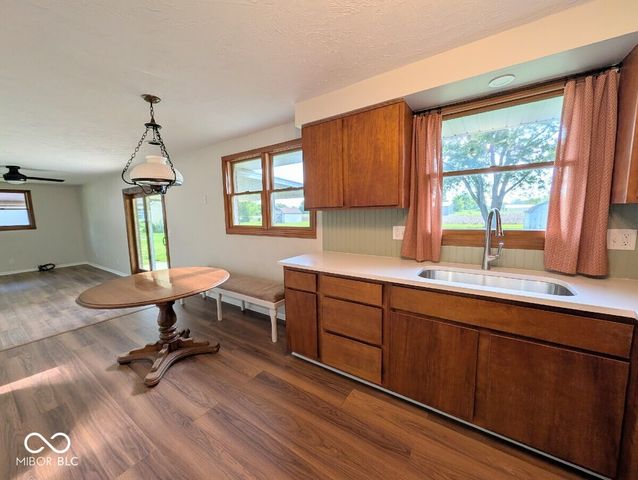 8091 S 100 E, Pendleton, IN 46064