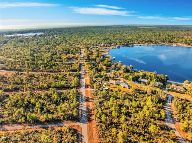 1234 Wildflower ST, Lake Placid, FL 33852