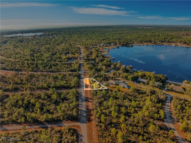 1234 Wildflower ST, Lake Placid, FL 33852