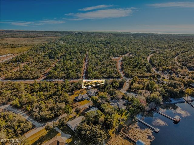 1234 Wildflower ST, Lake Placid, FL 33852