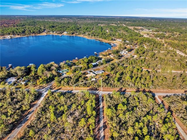 1234 Wildflower ST, Lake Placid, FL 33852