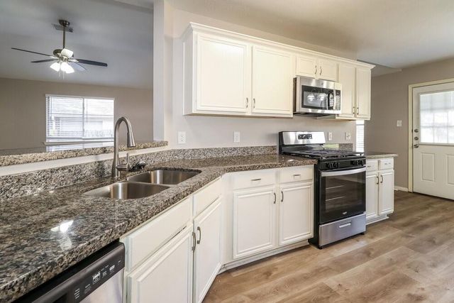 12080 La Salle River Road, Conroe, TX 77304