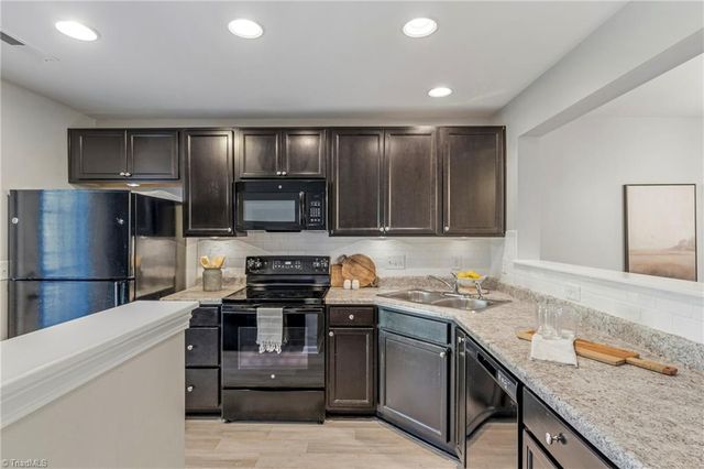 104 Tanner Grove Court, Kernersville, NC 27284