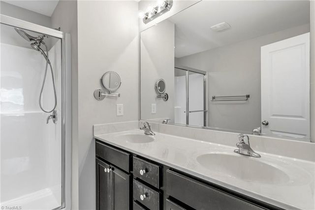 104 Tanner Grove Court, Kernersville, NC 27284