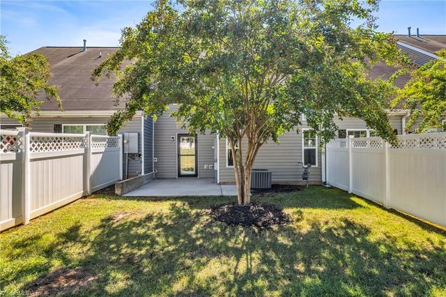 104 Tanner Grove Court, Kernersville, NC 27284