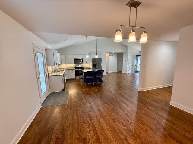 204 Winners Circle, Nicholasville, KY 40356