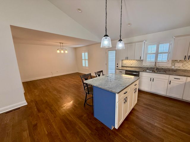 204 Winners Circle, Nicholasville, KY 40356