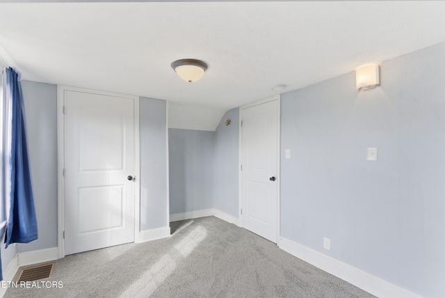 4143 Walker Blvd, Knoxville, TN 37917