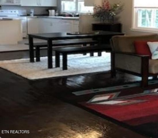 4143 Walker Blvd, Knoxville, TN 37917