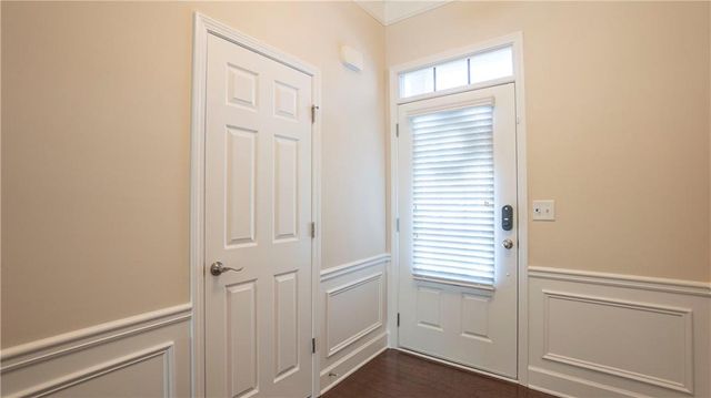 101 Newcomb Court, Atlanta, GA 30328