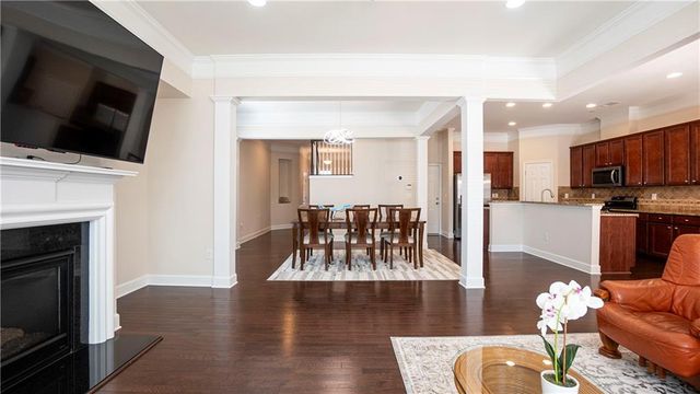 101 Newcomb Court, Atlanta, GA 30328