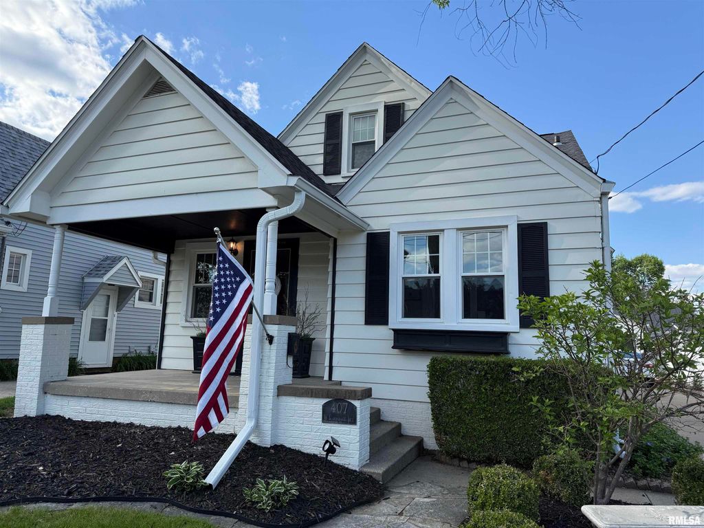 407 W LAWNDALE Avenue, Peoria, IL 61604