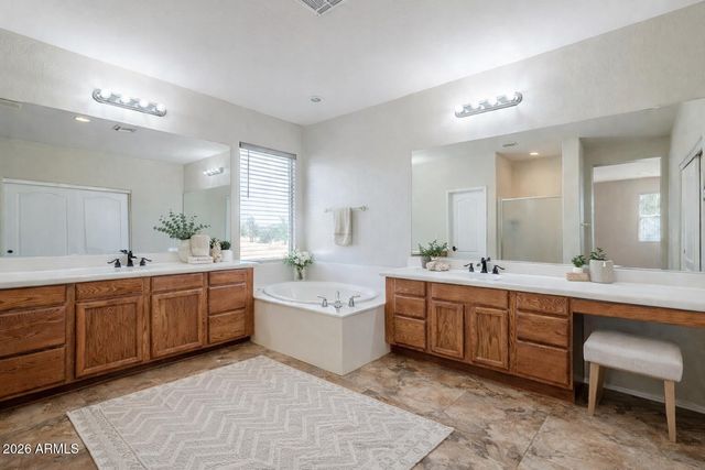 6922 S BLACK HILLS Way, Chandler, AZ 85249