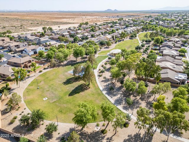 6922 S BLACK HILLS Way, Chandler, AZ 85249