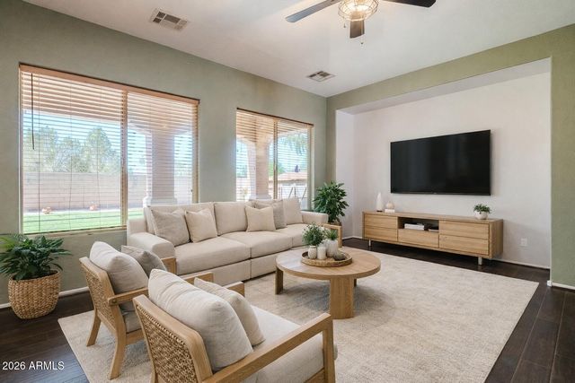 6922 S BLACK HILLS Way, Chandler, AZ 85249