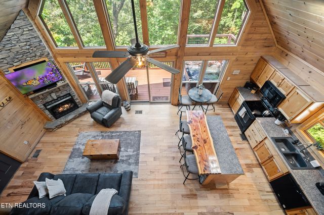 3064 S Clear Fork Rd, Sevierville, TN 37862