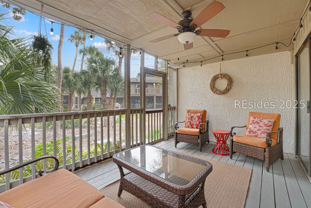 100 Shipyard Dr Apt 703, Hilton Head Island, SC 29928