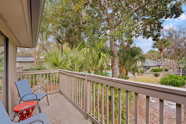 100 Shipyard Dr Apt 703, Hilton Head Island, SC 29928